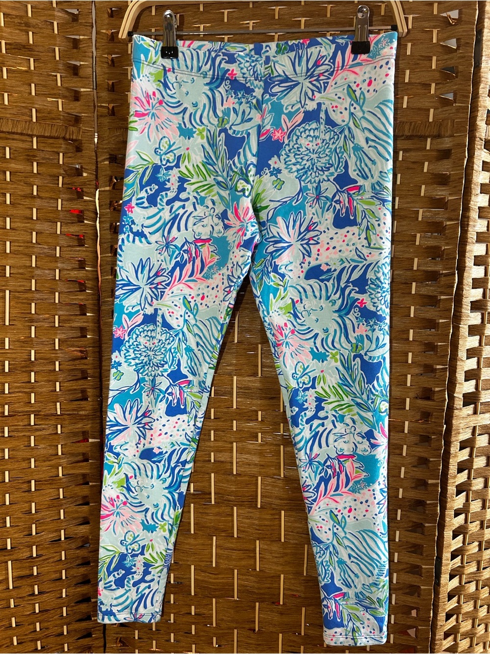 Lilly Pulitzer Girls XL 16-18 Luxletic Weekender Leggings Lion Around